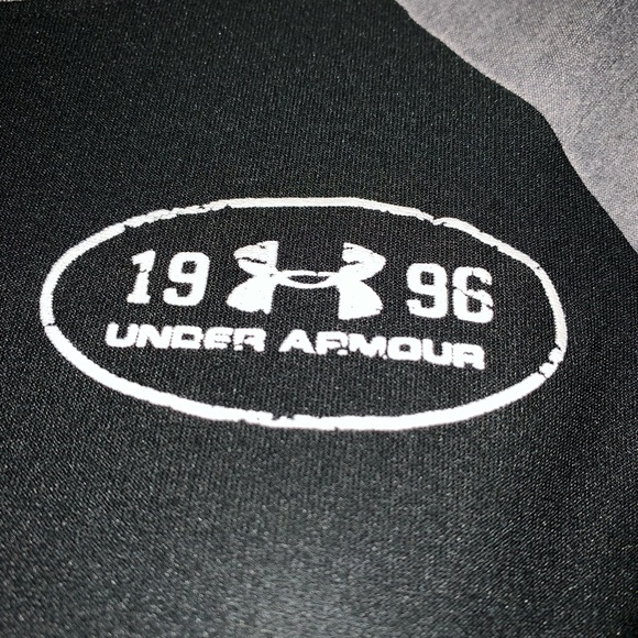 Under Armour Women’s Utility Heat Gear Shirt, 3/4 Length Sleeves, Size Small - Picture 3 of 7